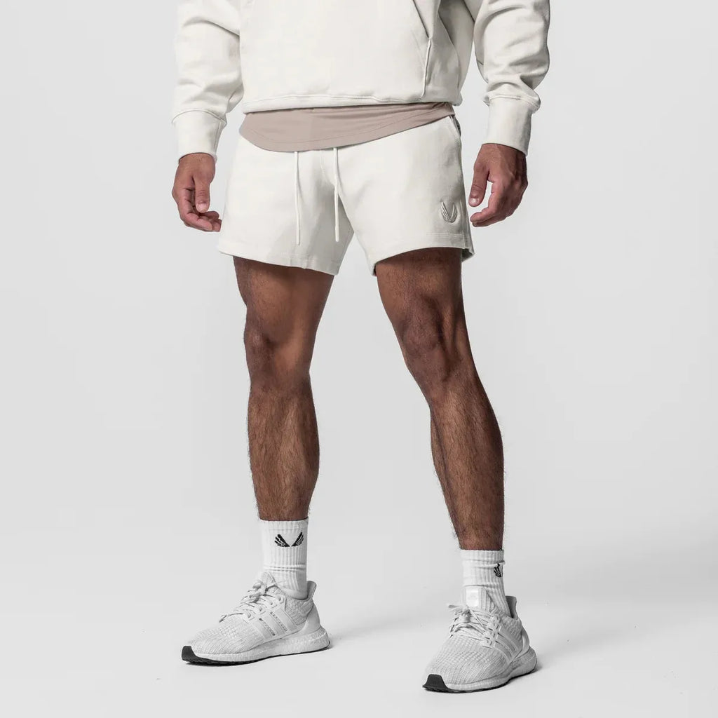 Pantalones cortos para hombre con logo bordado.