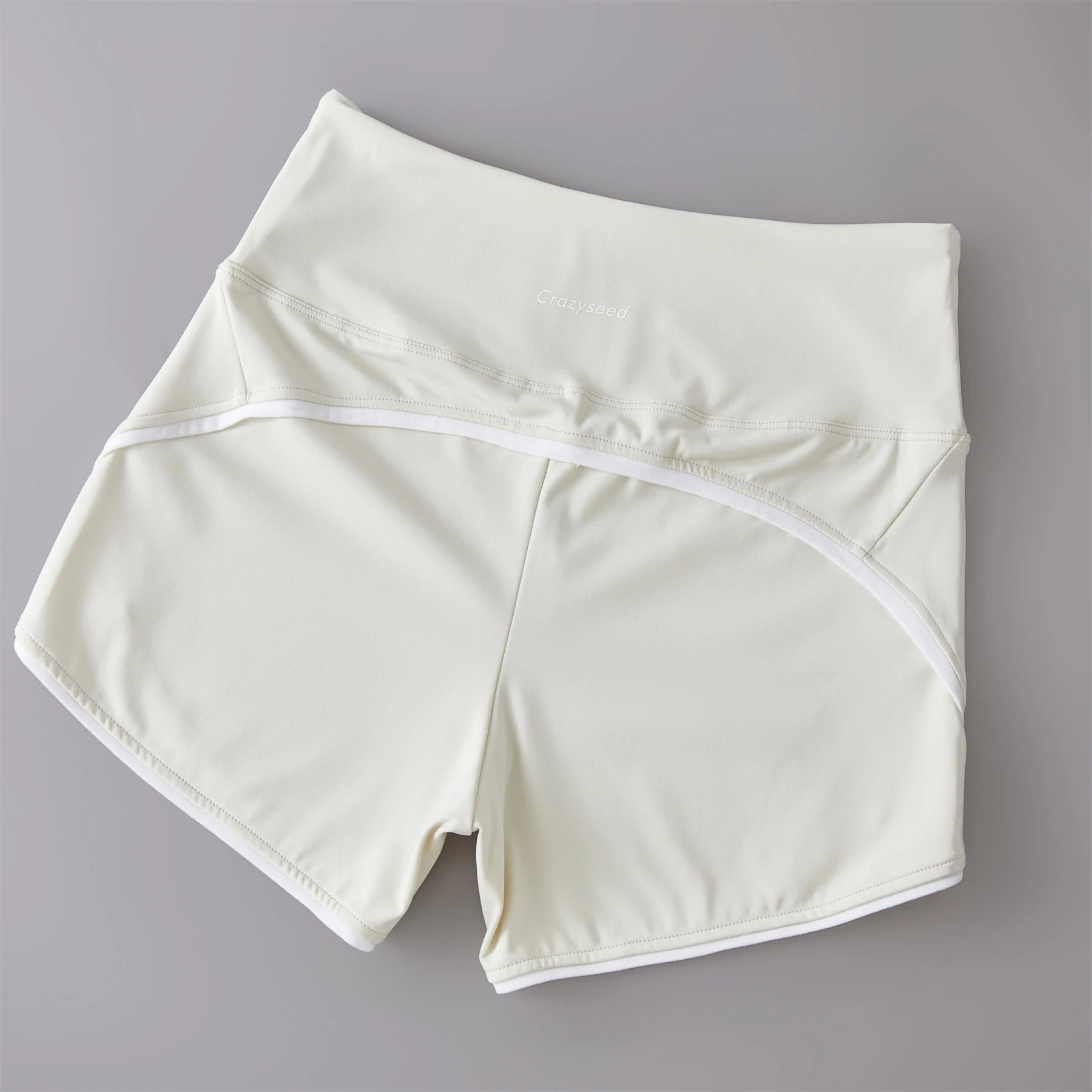 Pantalones cortos deportivos ajustados