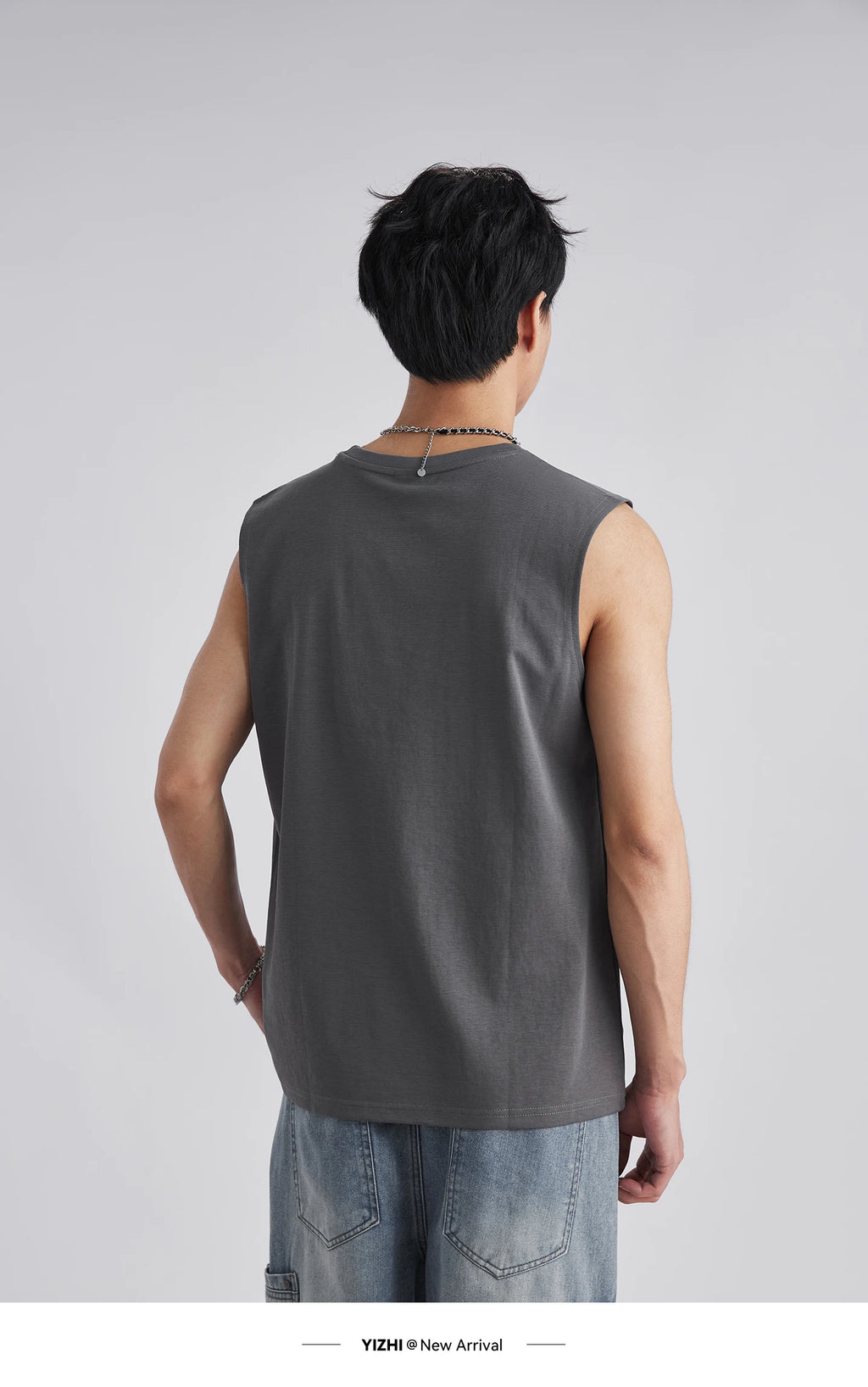 Camiseta sin mangas minimalista