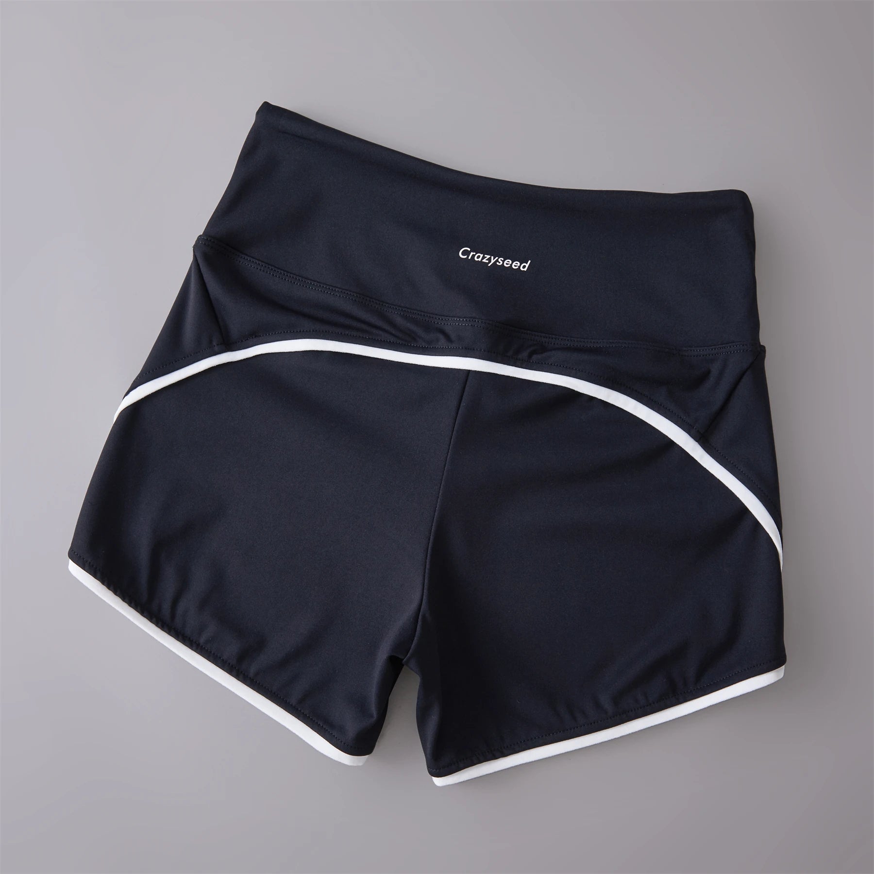 Pantalones cortos deportivos ajustados