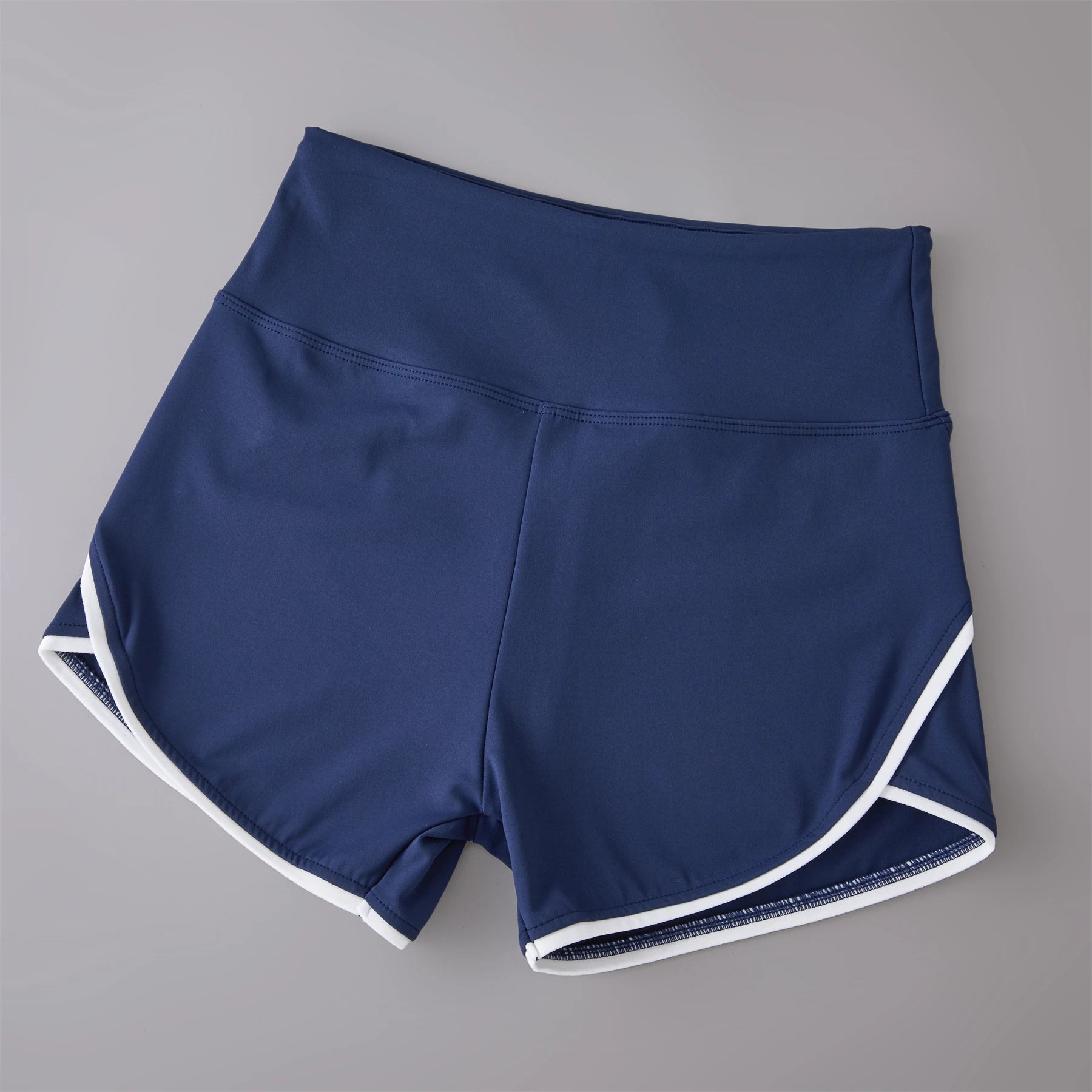 Pantalones cortos deportivos ajustados