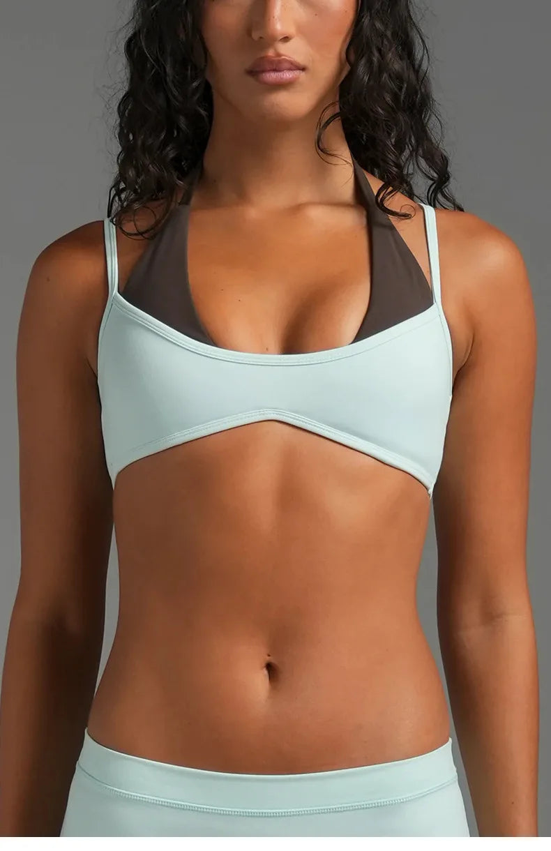 Sujetador deportivo tipo halter con tirantes ajustables para mujer